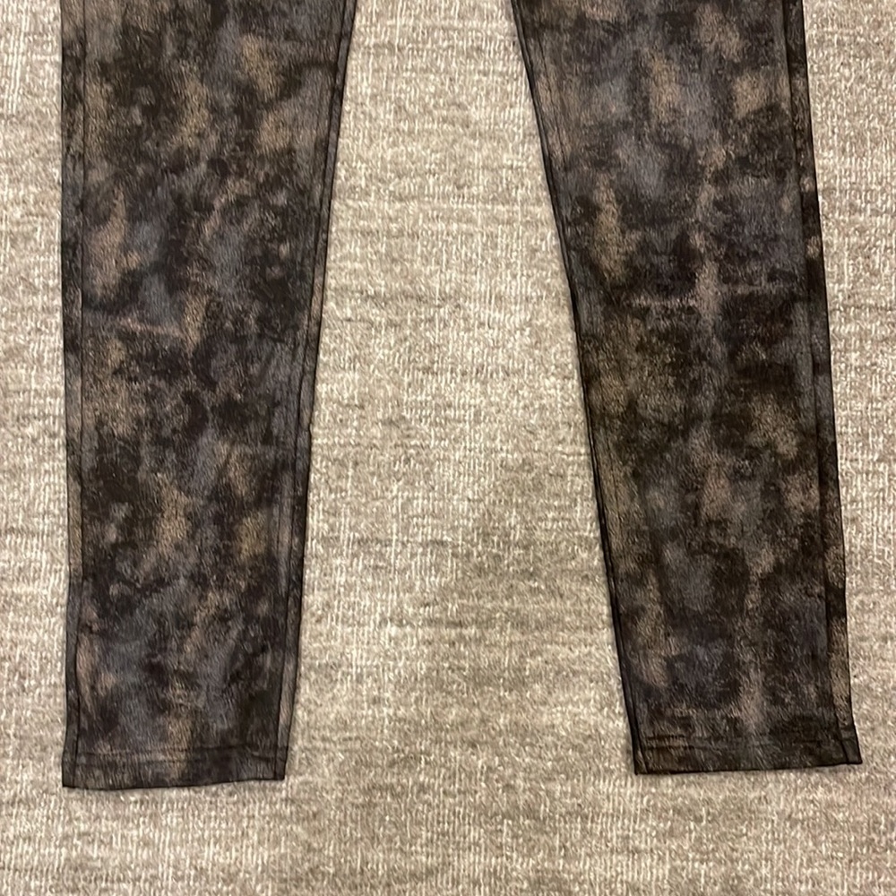 Design Lab pants - Picture 3 of 7